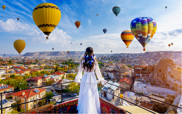 Bay khinh khí cầu Cappadocia giá bao nhiêu? Có đáng tiền không? 4 bay khinh khi cau Cappadocia co mac khong