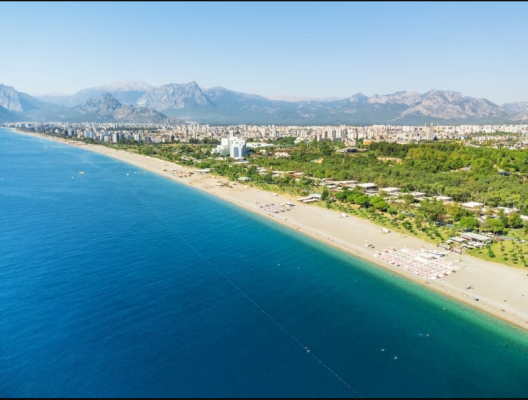 Du lịch biển Antalya có gì hấp dẫn? Những bãi biển đẹp nhất Thổ Nhĩ Kỳ 8 bien Konyaalti Beach tho nhi ky 1