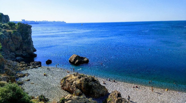 Bãi biển Antalya có gì hấp dẫn? Top bãi biển đẹp nhất không thể bỏ lỡ 10 bien Konyaalti tho nhi ky