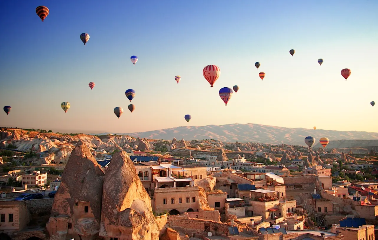 Khinh khí cầu Cappadocia – Trải nghiệm “để đời” khi du lịch Thổ Nhĩ Kỳ 3 khinh khi cau Cappadocia