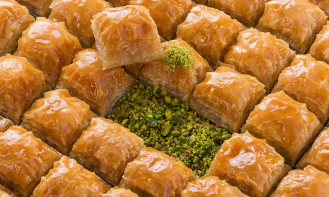 Ẩm thực Thổ Nhĩ Kỳ: Những món nhất định phải thử khi đi tour 19 Baklava am thuc tho nhi ky