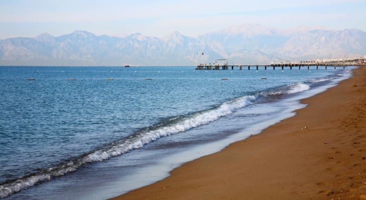Trải nghiệm resort biển Antalya – nên chọn khu nào khi đi tour Thổ Nhĩ Kỳ? 10 bien resort Lara Beach tho nhi ky